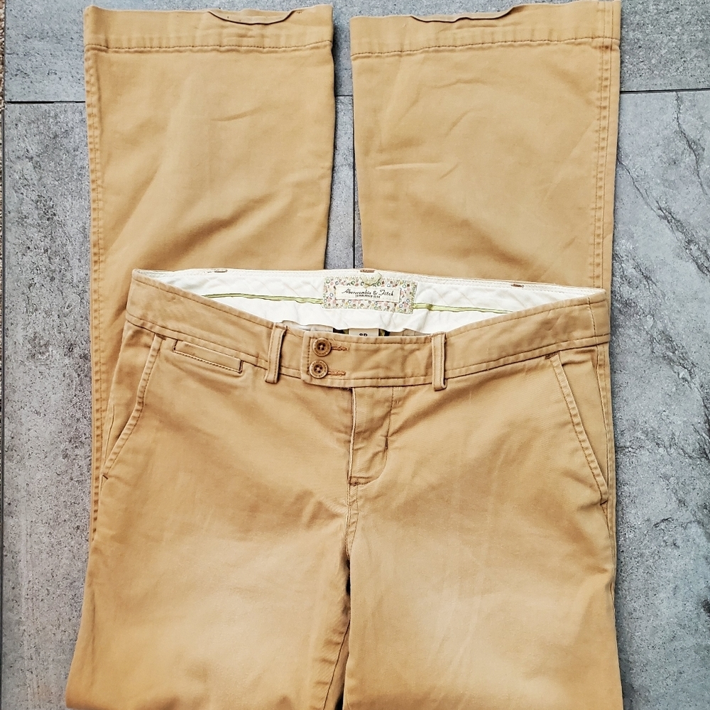 ABERCROMBIE AND FINCH WOMEN'S KHAKI PANTS SIZE 8 REGULAR STRETCH